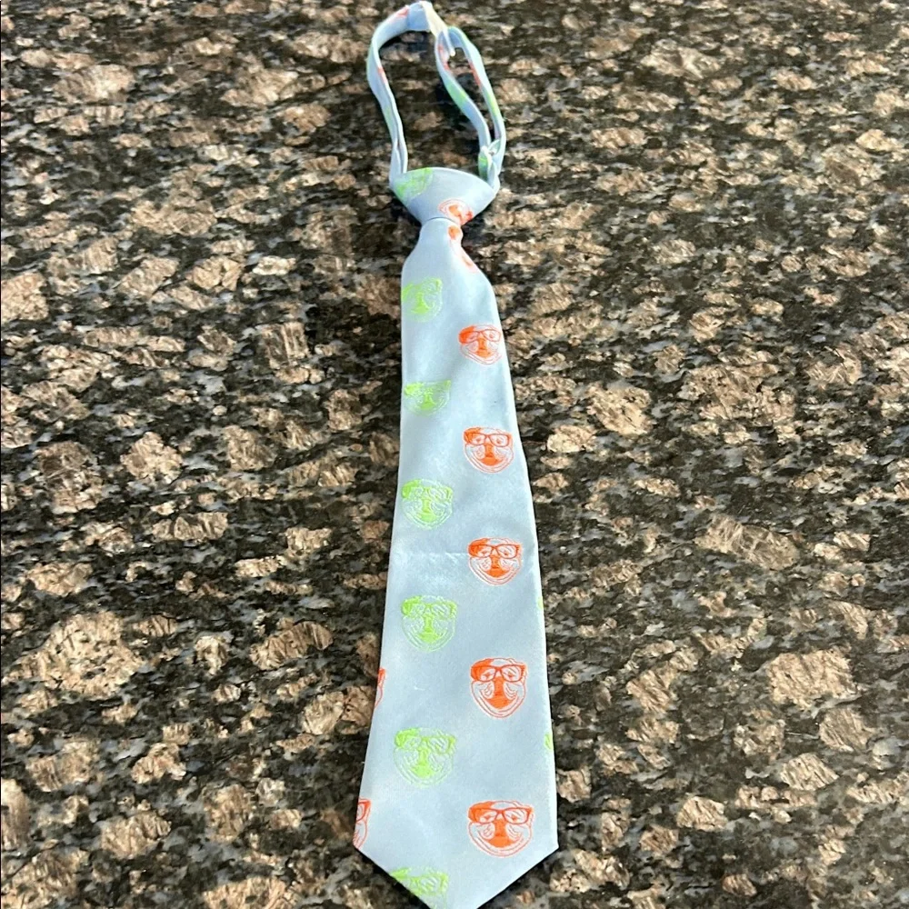 ANDY & EVAN TIE